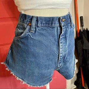 Wrangler Cut Off Shorts